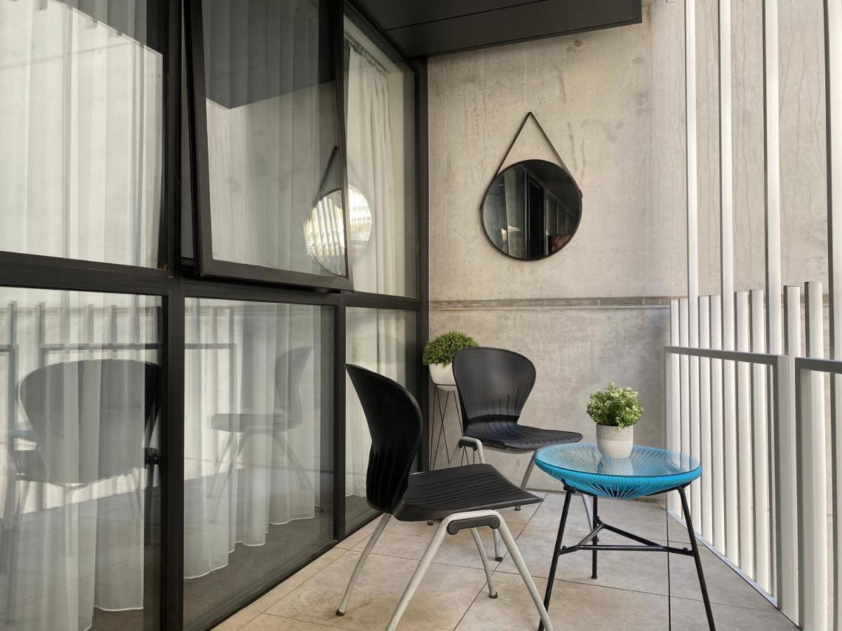 The Gallery Luxe 1 Bedroom Executive Apartment In The Heart Of Braddon Wine Secure Parking Wifi Канберра Экстерьер фото