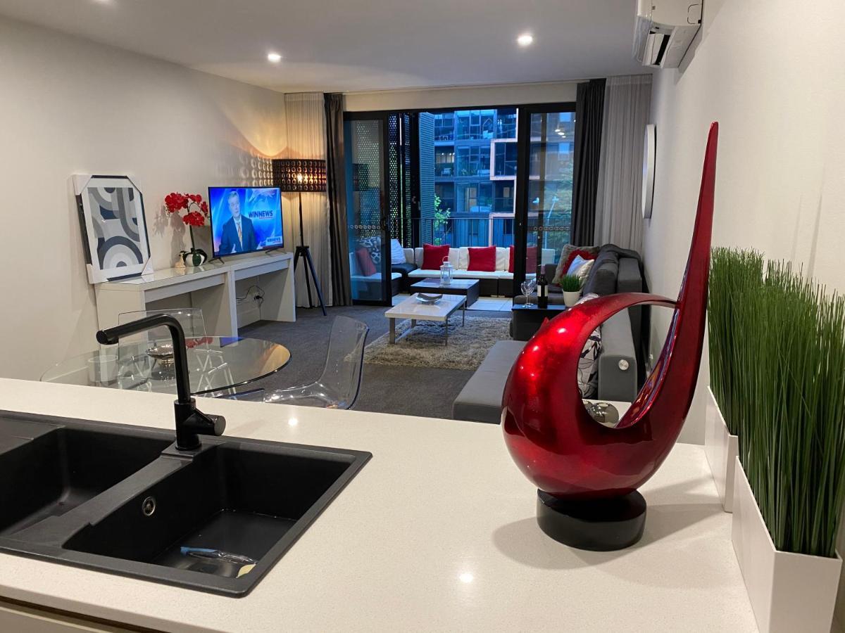 The Gallery Luxe 1 Bedroom Executive Apartment In The Heart Of Braddon Wine Secure Parking Wifi Канберра Экстерьер фото