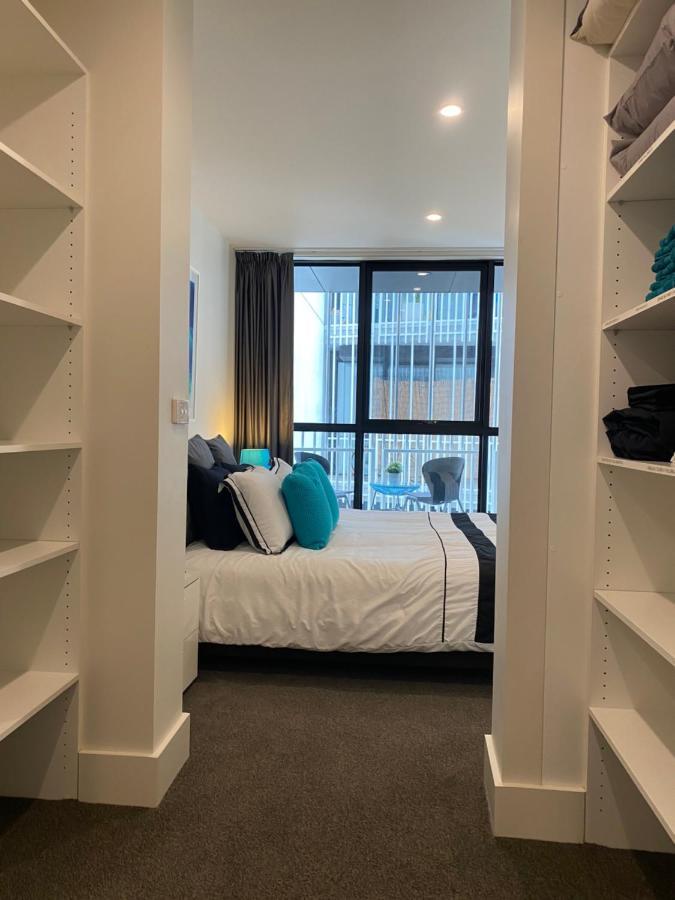 The Gallery Luxe 1 Bedroom Executive Apartment In The Heart Of Braddon Wine Secure Parking Wifi Канберра Экстерьер фото